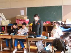 代表委員会の様子