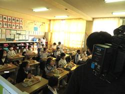 3年生サンテレビ取材（給食）