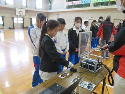 ダイハツものづくり体験教室の様子