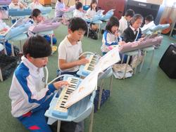 2年生音楽の授業