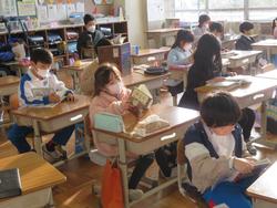 朝の読書の様子