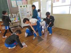 1年生掃除の様子