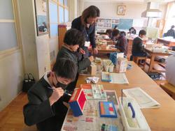 6年生図工の授業