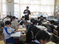 4年生社会の授業