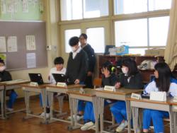 第9回代表委員会の様子