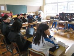 第9回代表委員会の様子