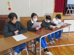 児童会役員選挙の様子