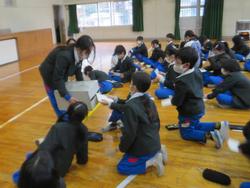 児童会役員選挙の様子