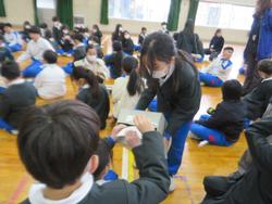 児童会役員選挙の様子