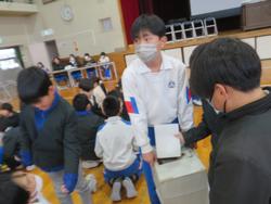 児童会役員選挙の様子