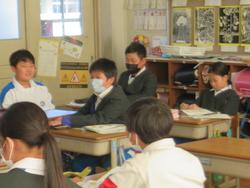4年生外国語活動
