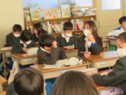 4年生外国語活動