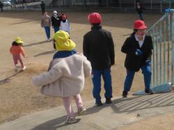 5年生幼稚園との交流
