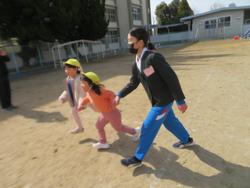 5年生幼稚園との交流