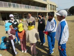 5年生幼稚園との交流