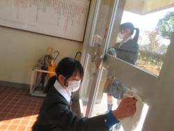 愛校作業の様子