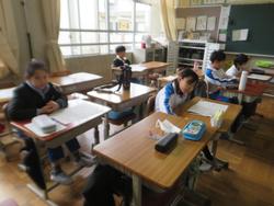 地区児童会の様子