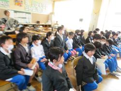 4年生国語の授業（1/2成人式）