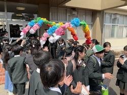 卒業式後の記念撮影