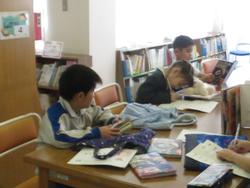 2年生図書の時間