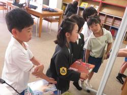 1年生図書の時間