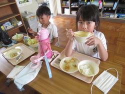2年生給食の時間