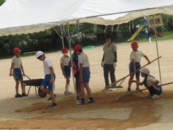 運動会前日準備の様子