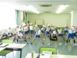 3年生公民館めぐりの様子