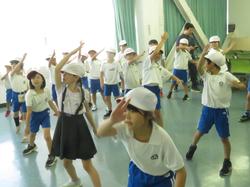 3年生公民館めぐりの様子
