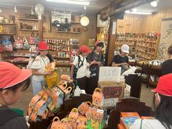 6年生校外学習お買い物