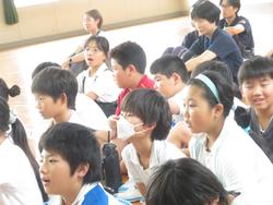 芸術鑑賞会の様子