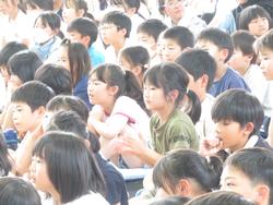 芸術鑑賞会の様子
