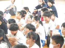 芸術鑑賞会の様子