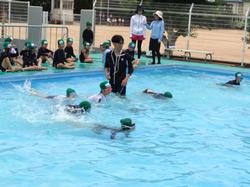 1年生水泳学習