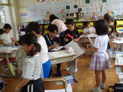 1年生図工の授業