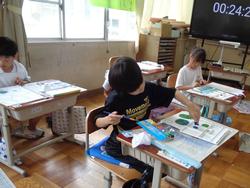 1年生図工の授業