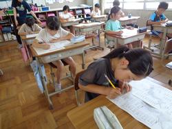 4年生社会の授業