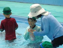 1年生着衣水泳の様子