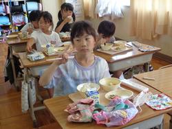 2年生給食の時間