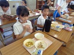 3年生給食の時間