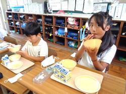 3年生給食の時間