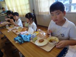 3年生給食の時間