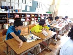 4年生外国語活動