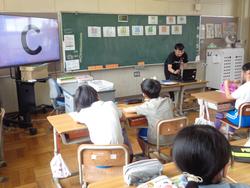 4年生外国語活動