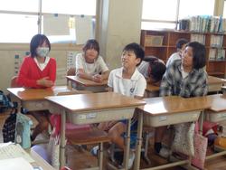 掲示委員会の様子