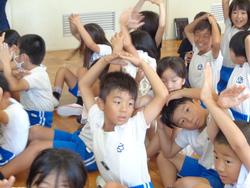 2年生「おなか元気教室」の様子
