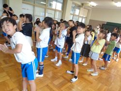 2年生「おなか元気教室」の様子