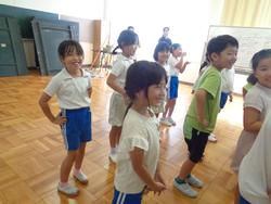 2年生「おなか元気教室」の様子