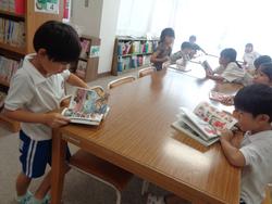 1年生図書の時間