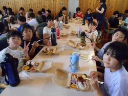 昼食